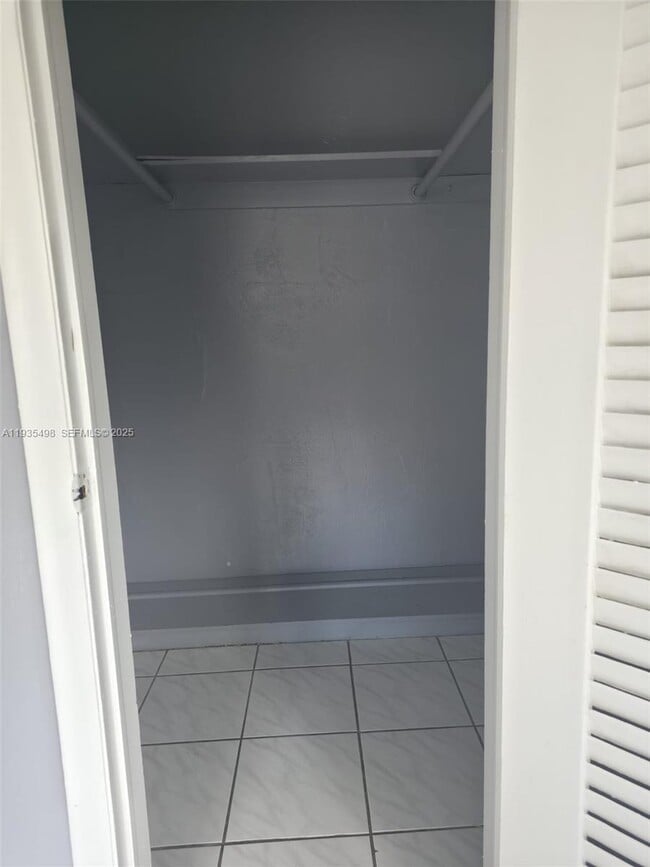 Building Photo - 1610 Liberty St