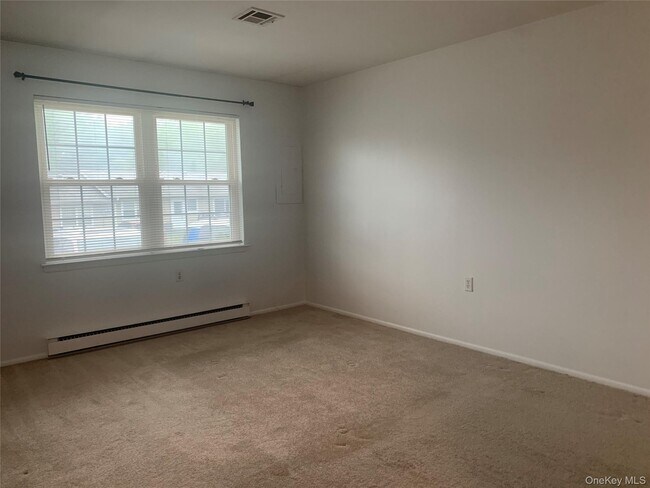 Building Photo - 273 Berwick Ct