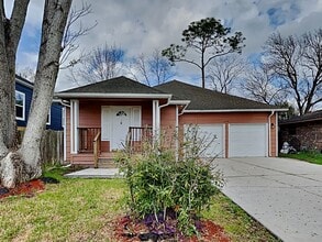 Building Photo - 5129 Jezebel St