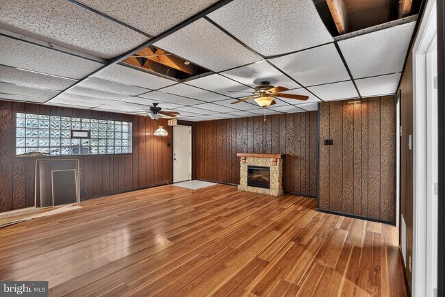 Building Photo - 9312 Edmund St