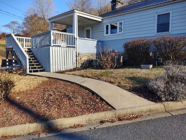 Building Photo - Wake Up to the View of the Great Smokey Mountains overlooking picturesque Downtown Sylva!!