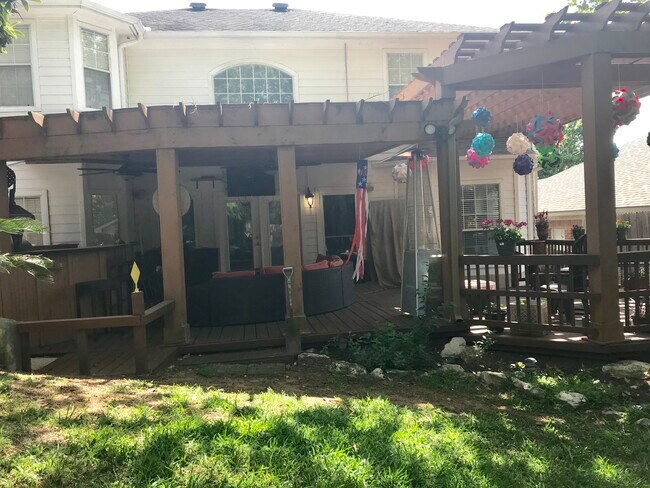COVERED BACK PATIO - 14935 Turret Run