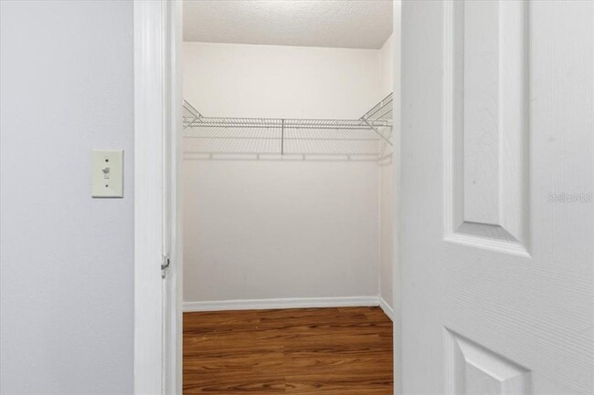 Building Photo - 10340 Kidron Ave