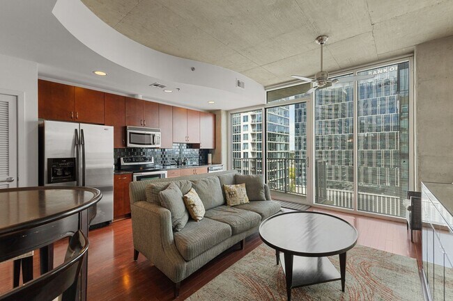 Primary Photo - Fully Furnished SoBro Condo At Encore