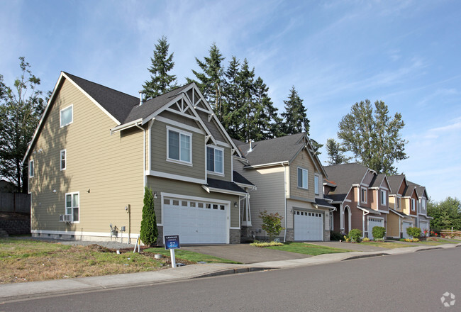 Building Photo - Meridian Greens