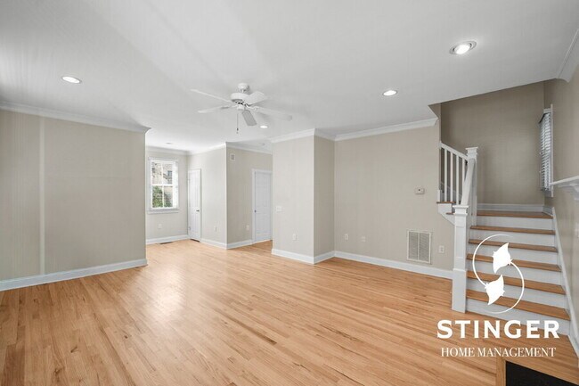 Building Photo - 130 Bartram Dr