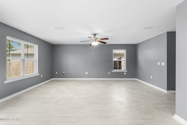 Building Photo - 7119 Riverbrooke St