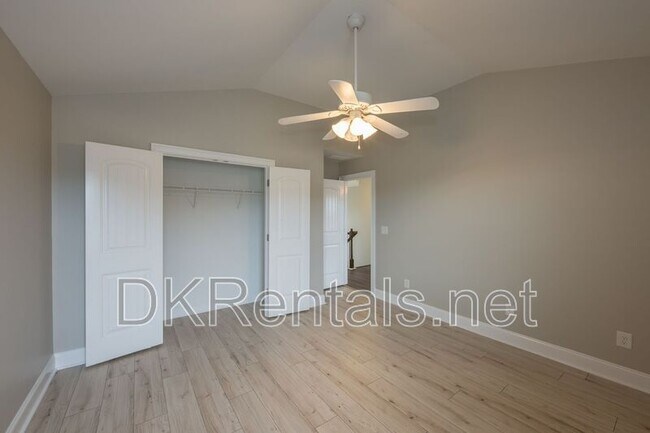 Building Photo - 94 Fox Knoll Trail