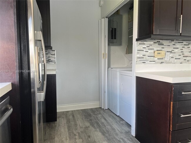 Building Photo - 5909 NW 67th Ave