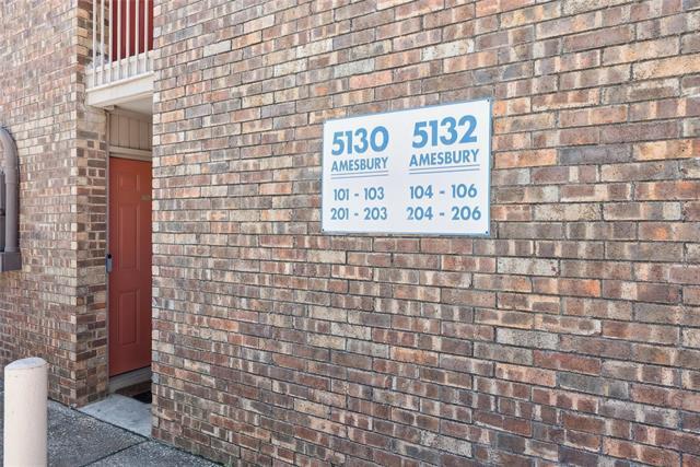 Building Photo - 5132 Amesbury Dr