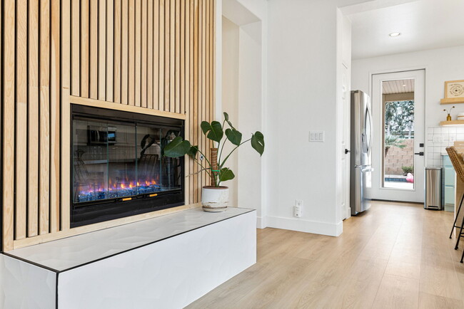 Custom Scandi-Slate-wood fireplace - 80663 Martinique Ave