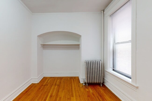 Floorplan - 5401-5403 S. Woodlawn Avenue