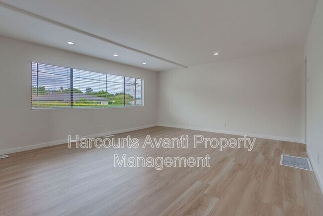 Building Photo - 523 S Barnwell St