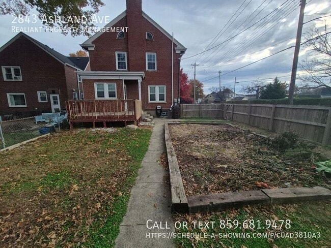 Building Photo - 2843 Ashland Ave