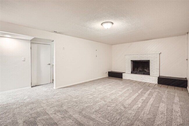 Building Photo - Spacious 5-Bedroom Retreat in Arvada, CO!