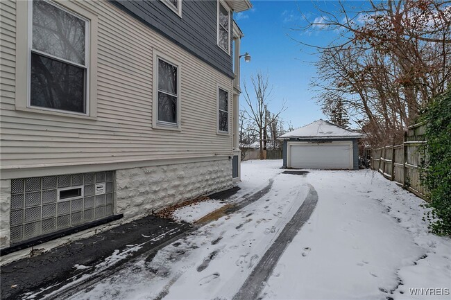 Building Photo - 159 Huntington Ave