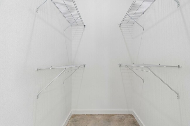 Building Photo - New Construction Townhome For Lease downtown Tampa, Ybor City, Gas Worx