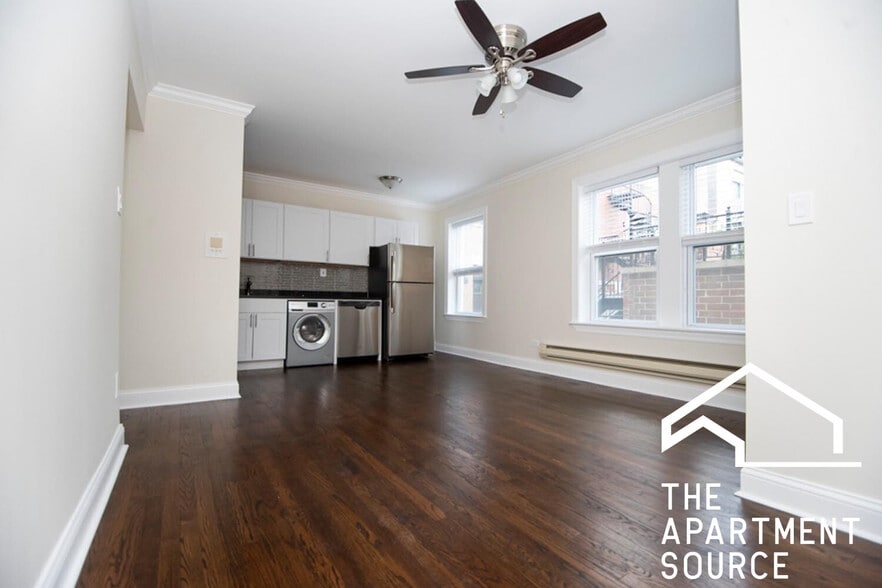 Building Photo - 2129 N Dayton St