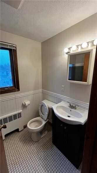 Building Photo - 189 Park Ave