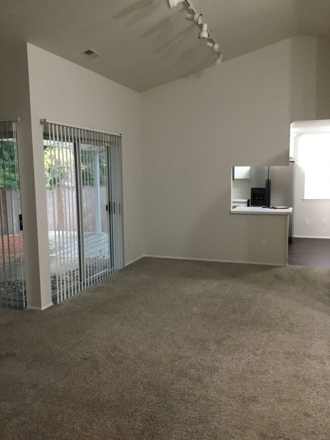 Building Photo - 3 Bedroom East Hill Home - $3,100/month