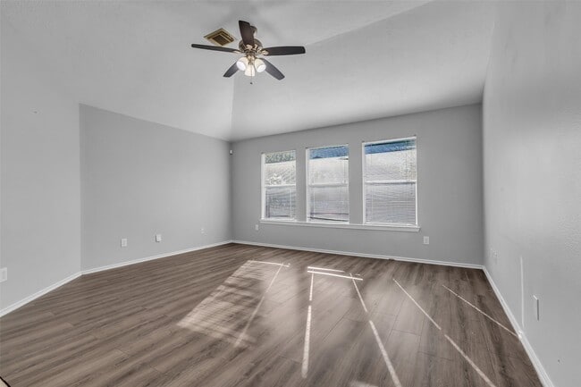 Building Photo - 3326 Pebble Beach Ln