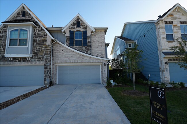 Building Photo - 4910 Anders Ln