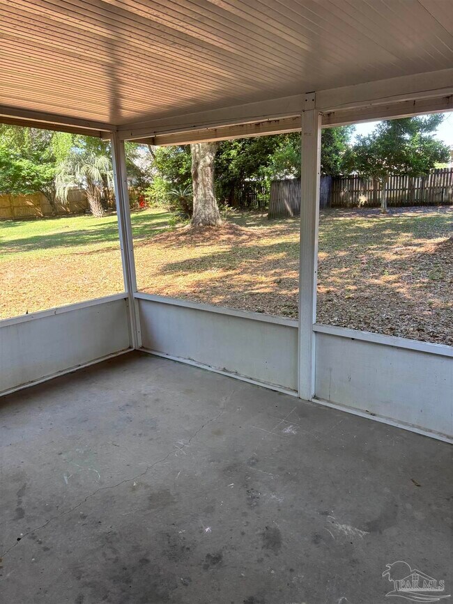 Building Photo - 7145 8 Mile Creek Rd