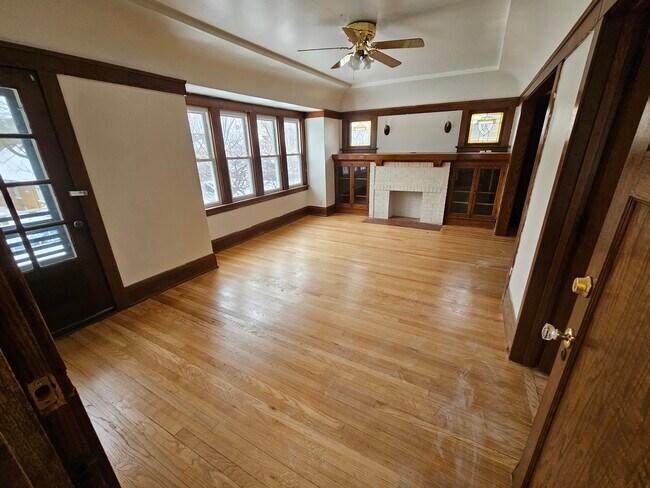 Building Photo - 2629-2631 N 50 St