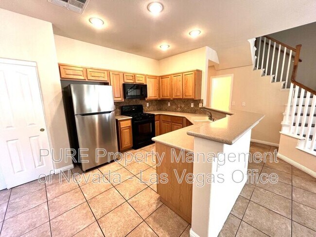Building Photo - 8809 Horizon Wind Ave