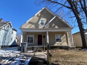 Building Photo - 2805 Boulevard Pl