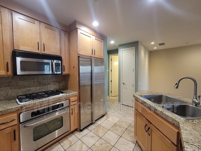 Building Photo - 11291 Stanford Ct Ln