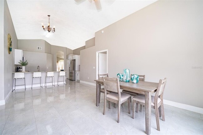 Building Photo - 207 Langham Dr