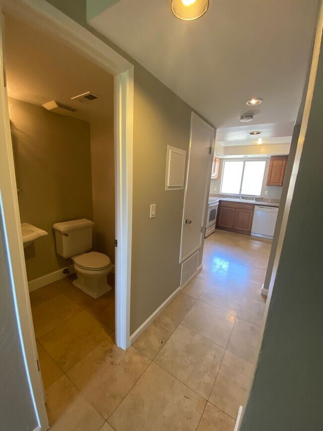 Building Photo - 1567 Ivycreek Cir