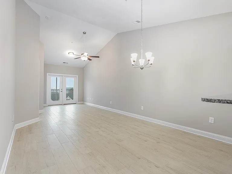 Building Photo - 165 Ella Kinley Cir