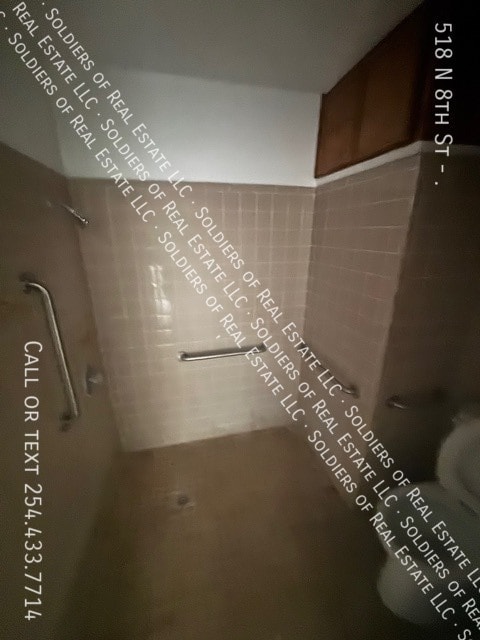 Building Photo - 518 N 8th St