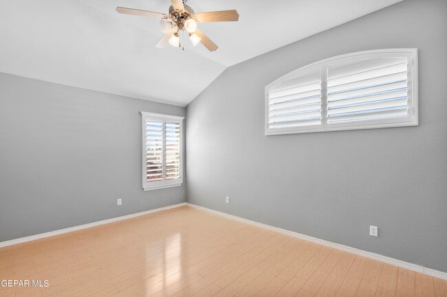 Building Photo - 1450 Senda Del Sol Ln