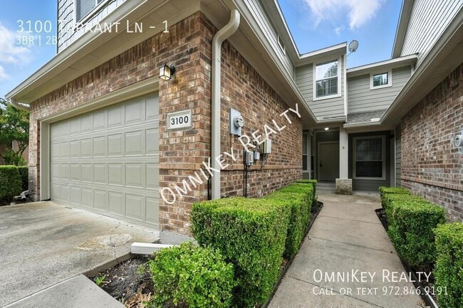 Building Photo - 3100 Tarrant Ln