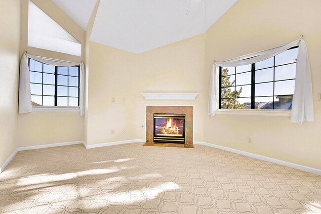 Building Photo - 31719 Rocky Village Dr