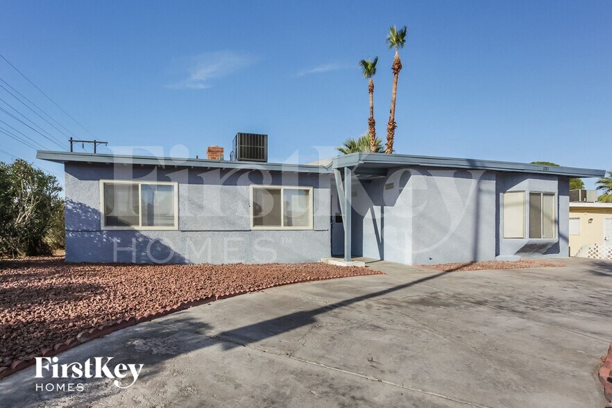 Building Photo - 1701 Sweeney Ave