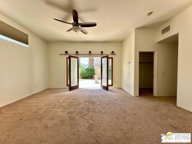 Building Photo - 51220 Avenida Velasco