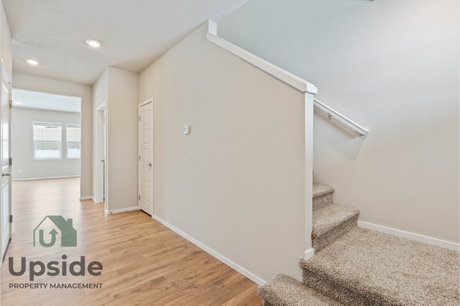 Building Photo - 20601 E Mdw Spg Lp