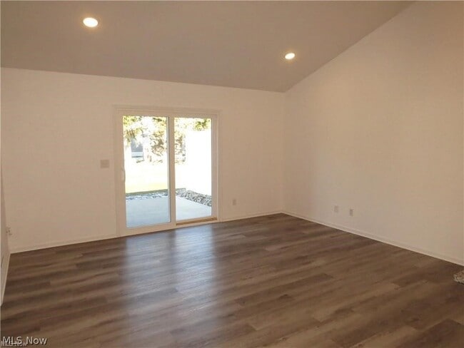 Building Photo - 1711 Blase Nemeth Rd
