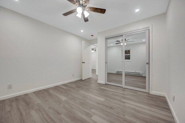 Building Photo - 752 Toll Rd