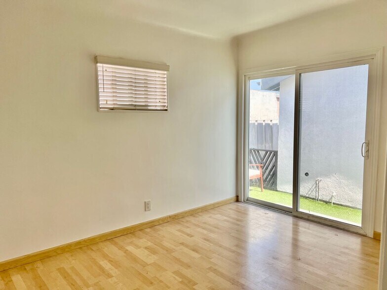 Building Photo - 4209 W 169th St