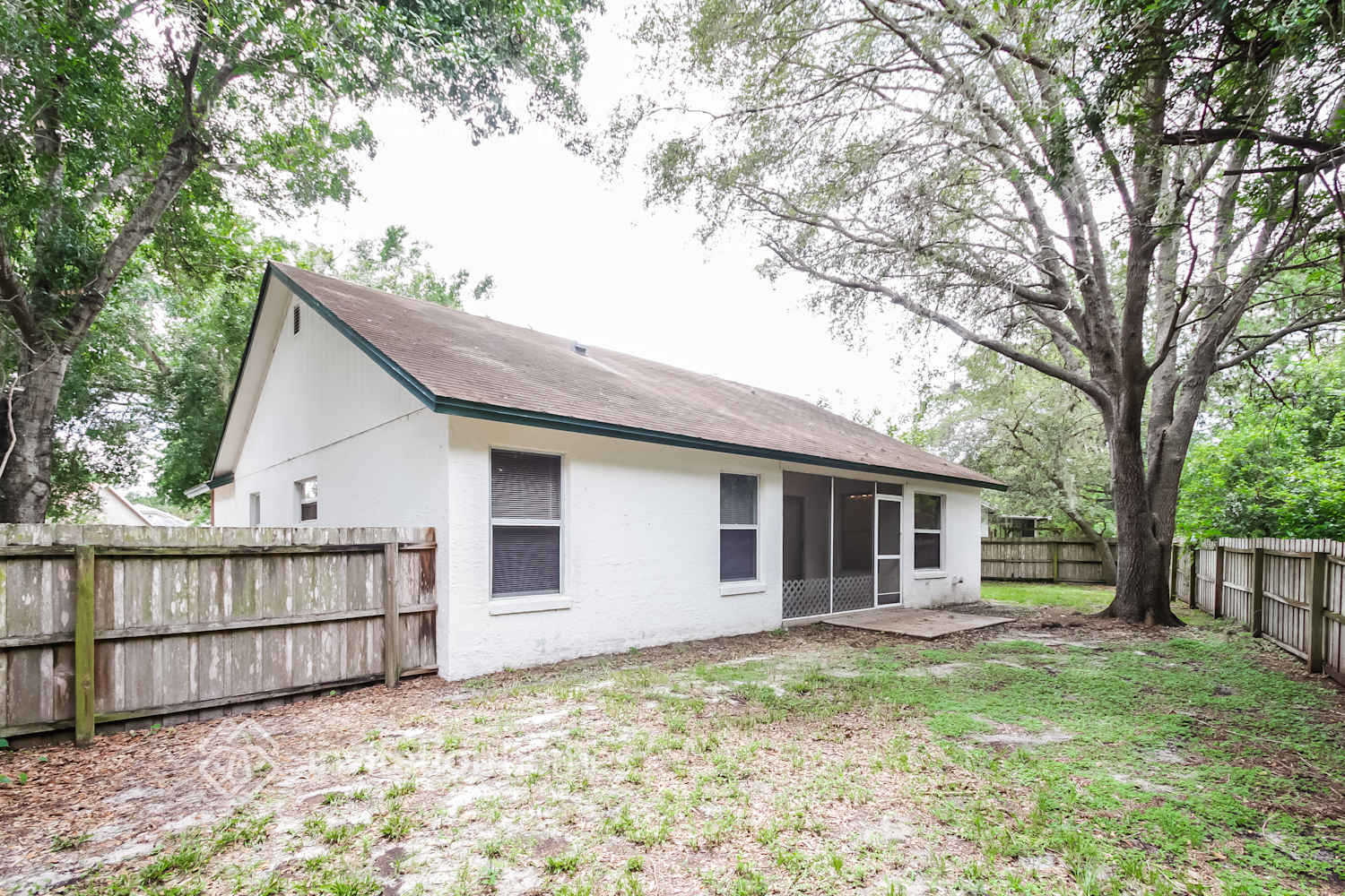 Building Photo - 515 49th St E