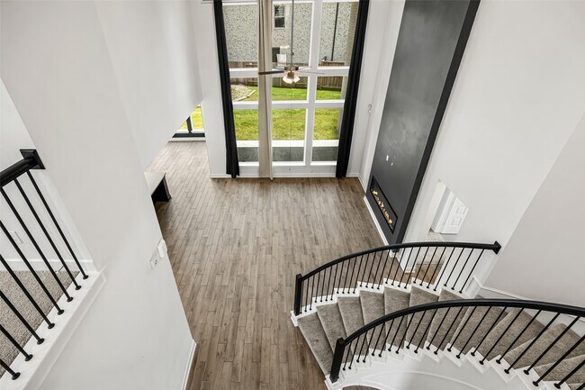 Building Photo - 29024 Red Lp Dr