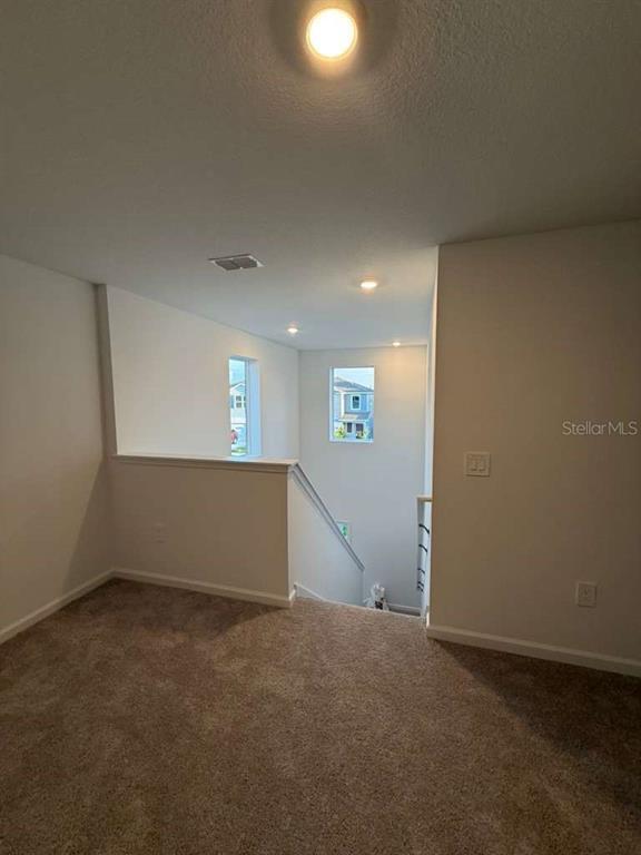 Building Photo - 3367 Alexander Dr