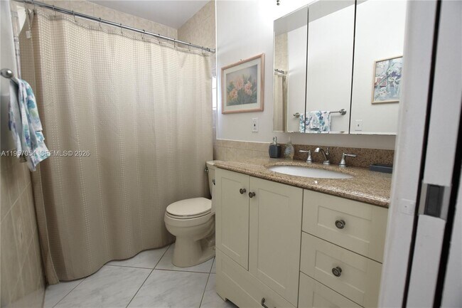 Building Photo - 2750 Emory Dr W