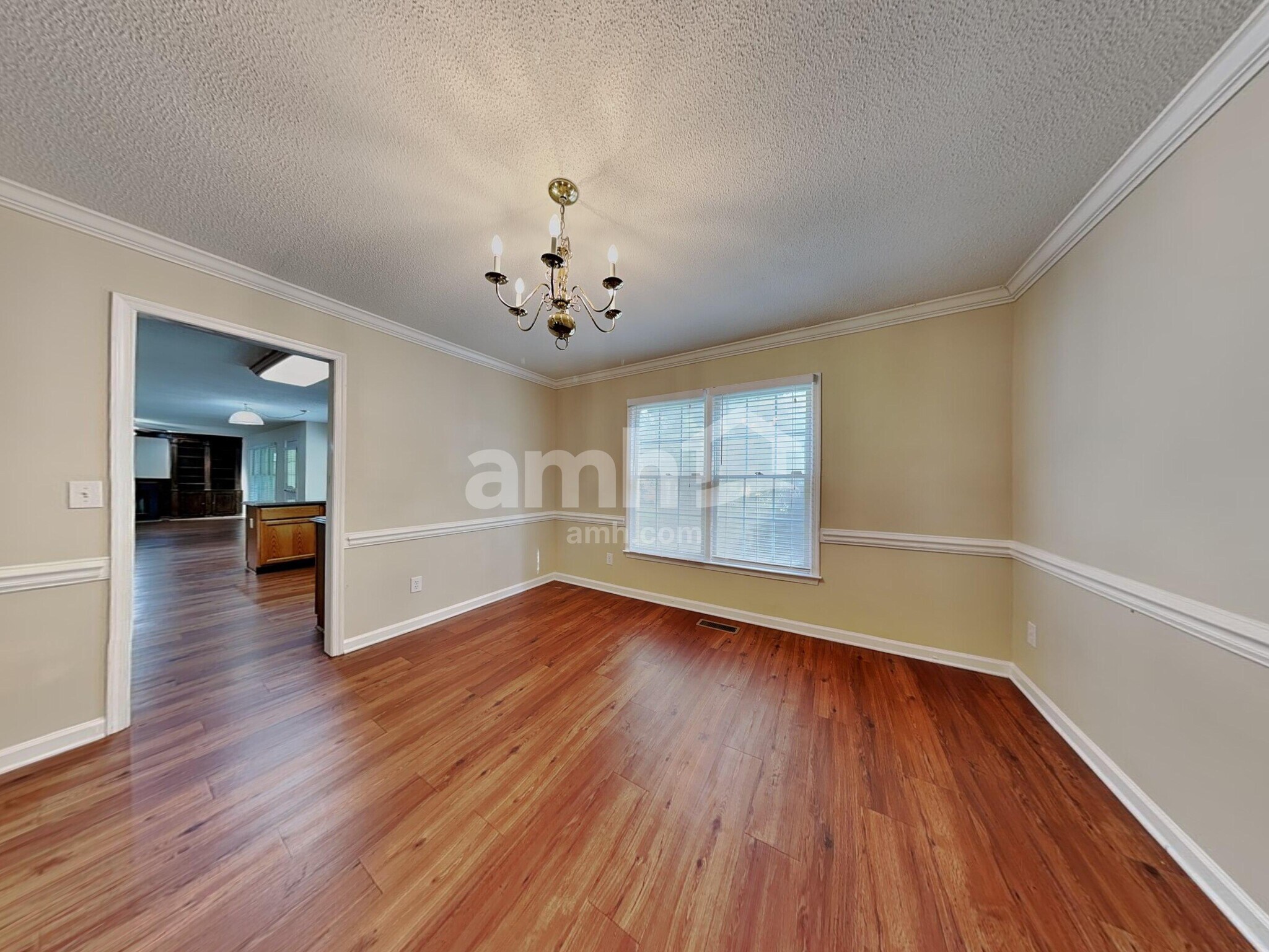 Building Photo - 6400 Ivystone Dr