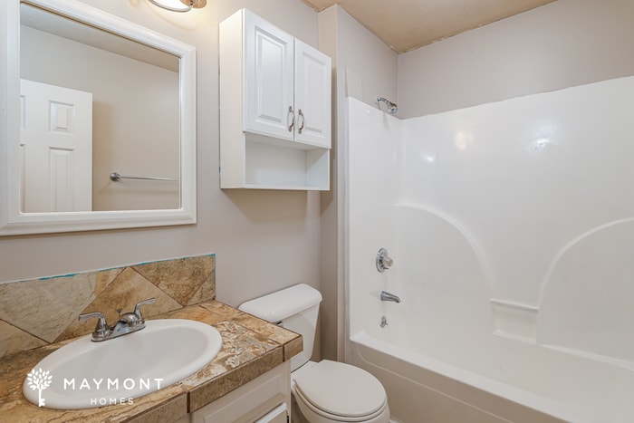 Building Photo - 2038 Red Oak Dr